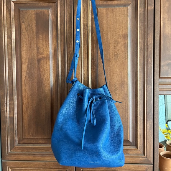 Mansur Gavriel Large Pebble Leather Bucket Bag with Detachable Coin Purse - Picture 2 of 12